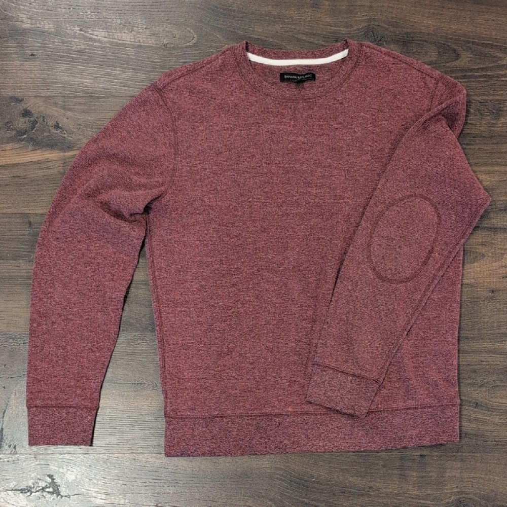 Banana Republic Men's Burgundy Crewneck Sweater